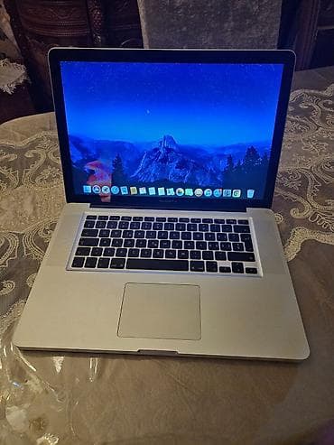 Apple MacBook: Apple MacBook Pro 15" (Mid 2010) - Ekran: 15.4" LED, MacBook Pro — 2