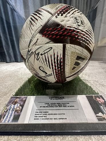 Kolleksiya üçün nadir futbol topu - Model: Adidas Al Rihla Pro – FIFA — 1