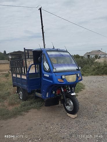 maşınlar 2107: Yükdaşıma üçün üçtəkərli moto-transport - Güclü benzin mühərriyi — 2