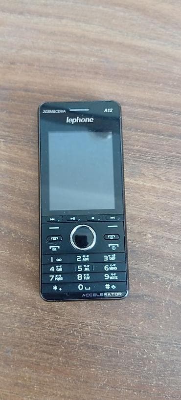 diş aparati: Lephone A12 düyməli mobil telefon - Şəbəkə: 2G GSM & CDMA dəstəyi — 2