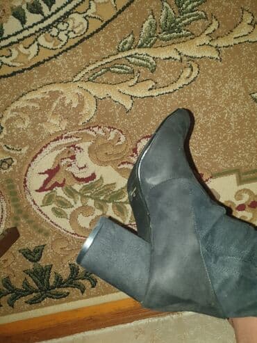 Basanoşka və səndəllər: Ölçü: 39.5, rəng - Qara, Yeni — 3