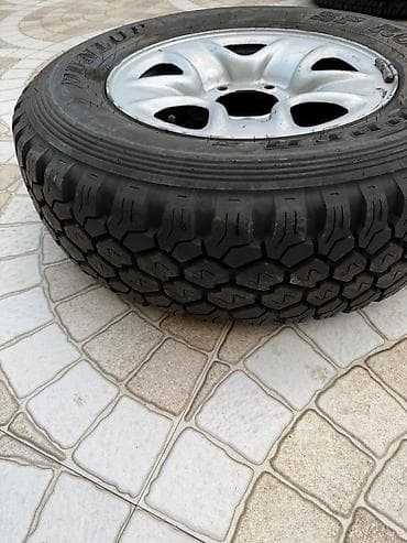 cankan masin: İşlənmiş Disk təkər 245 / 75 / R 17, 5 Boltlu — 5