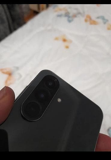 iphone 4 s: Samsung Galaxy A56 5G, 256 GB, rəng - Boz, Sensor — 3