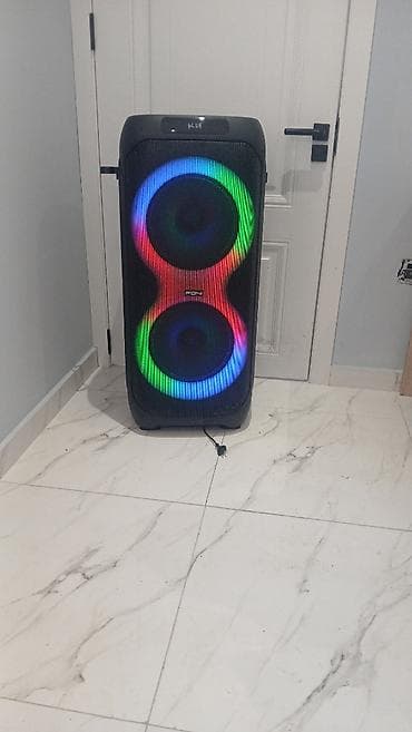 Yeni alinib 1 ay yarim olar.her bir şeyi saz veziyyetde.200 azn