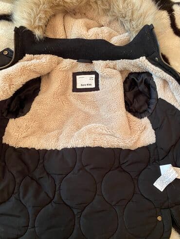 debli kurtkalar: Satilir qiz ucun isti godekce.zaradan alinib — 2