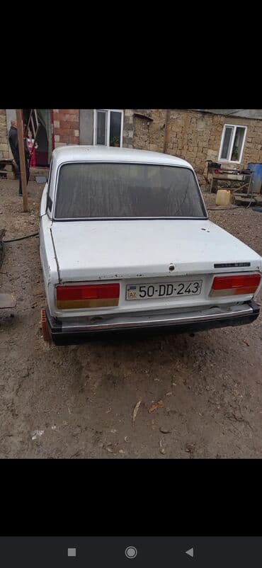 maşın cxol: Tek kosmetikaya ehtiyacı var təkərləri təzə salon səliqəli bir maşın — 3