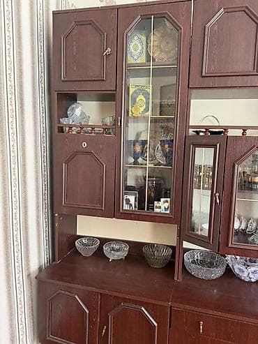 salon dolab: Klassik qonaq otağı üçün iri divar komplekti - Material: ağac — 2