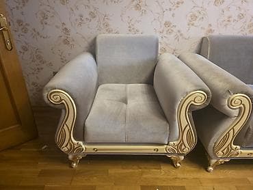 klassik divan: Klassik üslublu yumşaq mebel dəsti - Komplekt: 1 ədəd 3 nəfərlik — 3