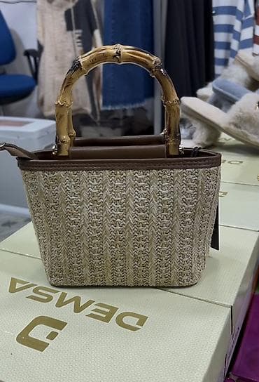 w211 salon: Təbii üslubda əl çantası - Material: toxunma saman/rafiya görünüşlü — 1