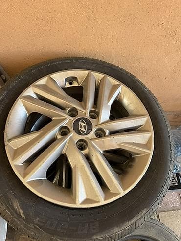 prado disk teker: Hyundai yüngül lehimli disklər və şinlər dəsti - Marka/Model: Hyundai — 2