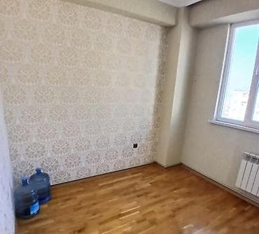berde ev: Xirdalanda kristal 1 de 17/16 mertebesi 1 otaq 2 duzelme ev kiraye — 10