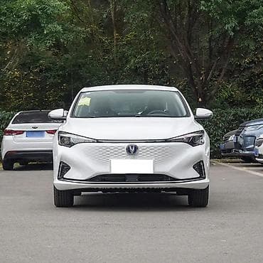 Changan: Changan Eado EV – tam elektrik sedan - Güc qurğusu: Önqaydılı — 2