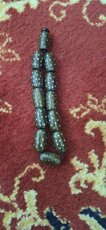 Məhsul: Təsbeh dəsti - Üç ədəd əl işi təsbeh. - Model 1: Zeytun-yaşıl