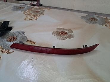 mersedes 303: Arxa bamper üçün qırmızı reflektor/siqnal işığı - Növ: Arxa bamper — 1