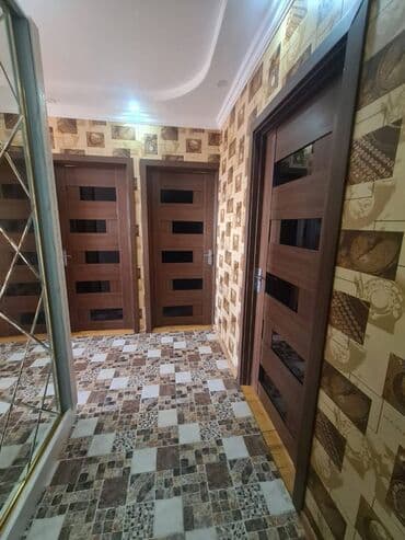 2 ci mikrorayon satilan evler: Bakı, 3 otaqlı, Köhnə tikili, m. Həzi Aslanov, 82 kv. m — 9