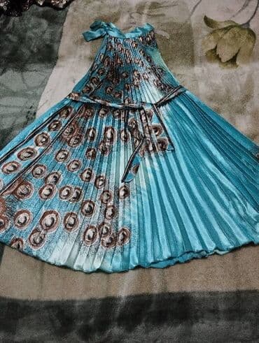 giz: 10-12 yaşa giz üçün paltar satılır, əla vəziyyətdə, bə'ziləri yenidir — 9