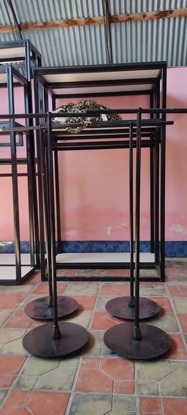 divar vitrini: Magazin açanlar üçün çox sərfəlidir — 11