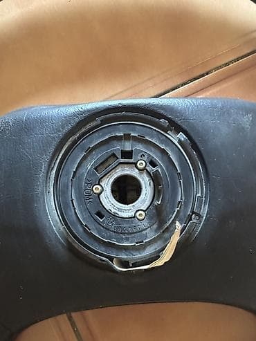 bmw e39 qapı: BMW sükanı – orijinal, SRS Airbagli model Xüsusiyyətlər: - — 4