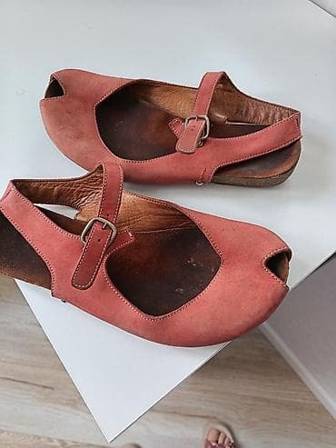 Qadın dərili sandal - Model: burnu açıq, yanları kəsimli, arxadan