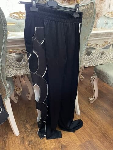 Qadın geyim dəstləri 1) Qara iki hissəli dəst - Brend: Dqmane lalafo.az -da Qadın geyim dəstləri 1) Qara iki hissəli dəst - Brend: Dqmane