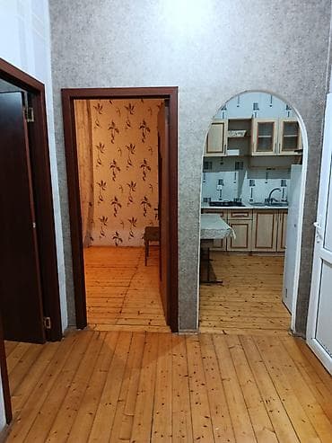 Həyət evləri və villaların satışı: 2 otaqlı, 65 kv. m, Orta təmir — 4