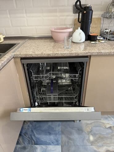 3 комнатная квартира: Xırdalan, 3 otaqlı, Köhnə tikili, 122 kv. m — 17