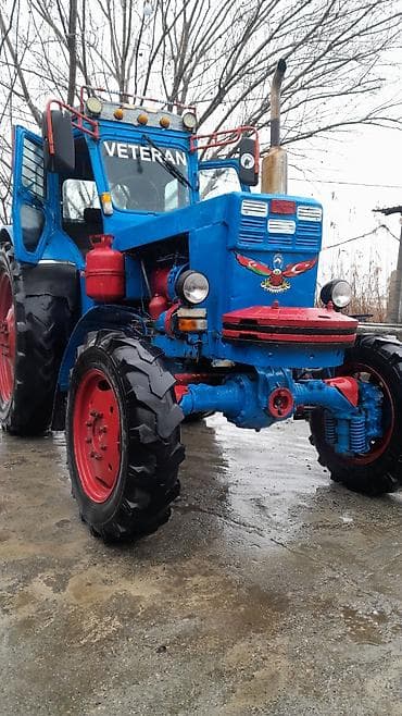 yeni maşınlar: Traktor “Veteran” – mavi/qırmızı rəng sxemi ilə tam komplekt qabaq — 2