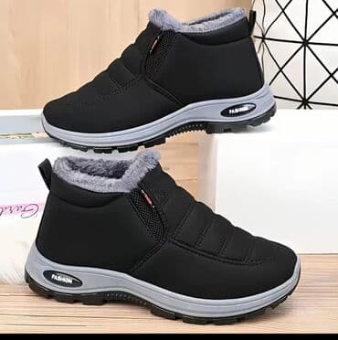 Qadın ayaqqabıları: Qışlıq isti qadın ayaqqabisi - Rəng: qara - Ölçü: 40 (altlıqda “40” — 2