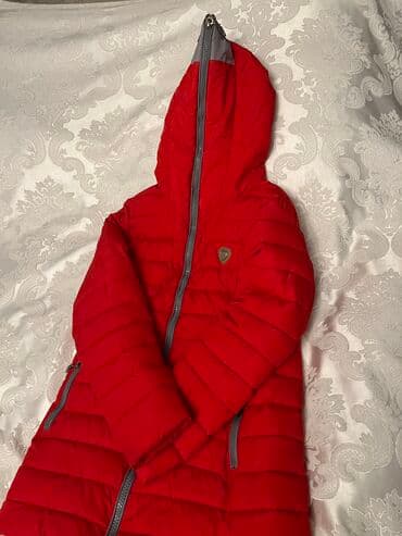 fosfor kurtka: 85e alinib 3-4 defe geyilib indi boyukg oldugu ucun satilir — 3