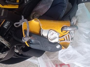 Mexaniki əl alətləri: Sənayedə alpinist işləri üçün komplekt avadanlıq Tərkib: - Müxtəlif — 4