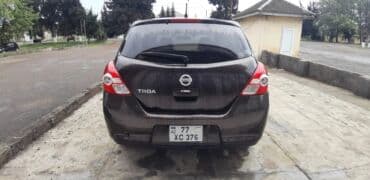 motosiklet telefon tutucu: Nissan Tiida: 1.5 l | 2011 il Hetçbek — 16