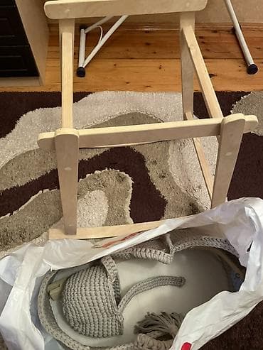 uwaq bewiyi: Oğlan və qız üçün, Dördbucaq, Beşik, Dəstsiz, Matras ilə, Yellənmə mexanizm ilə — 1