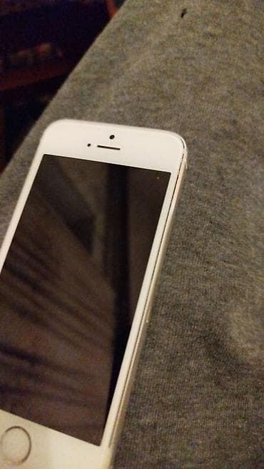 qulaqciq iphone: IPhone 5s, Qara, Barmaq izi — 3