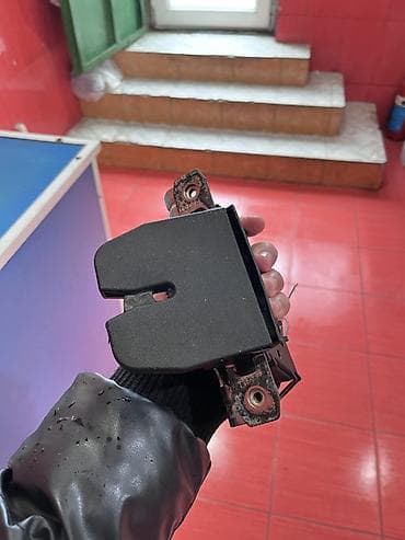 priora arxa stop: Məhsul: Avtomobilin baqaj qapağı üçün elektrik kilidi (aktuator) — 2