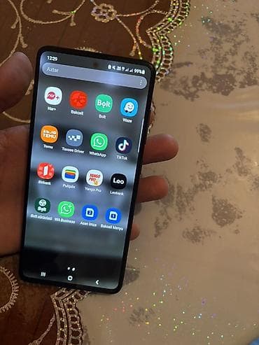 simsiz qulaqliq: Samsung Galaxy A51, rəng - Qara, İki sim kartlı — 2