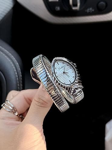 kredit qol saatlari: Qol saatı, rəng - Qızılı — 5