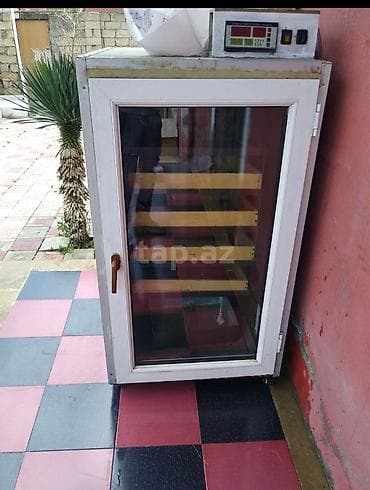 Azərbaycan, Tam avtomat