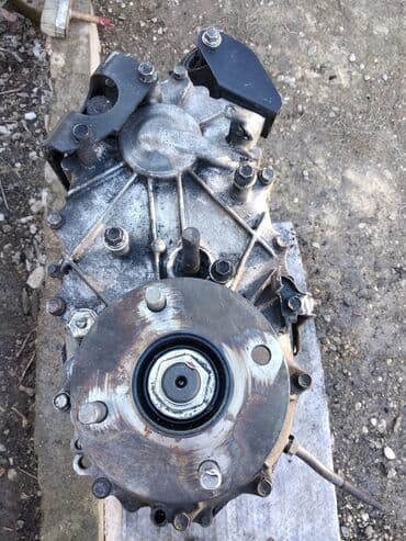 Sükan hissəsi: Mitsubishi l200 2018 ci il. suretler qutusu razdatka ile,real — 3