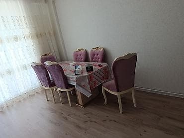 Yemək otağı üçün masa və 6 ədəd stul dəsti. hec bir problemi yoxdur