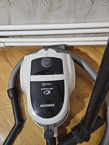 çanta: Samsung tozsoran – Air Track, 1600W - Güc: 1600W (üzərində “Air Track — 5