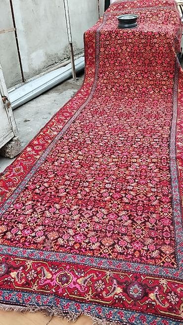 Qədimi xalça - Ölçülər: eni 1,85 m, uzunluğu 5,80 m - Uzun dar dəhliz