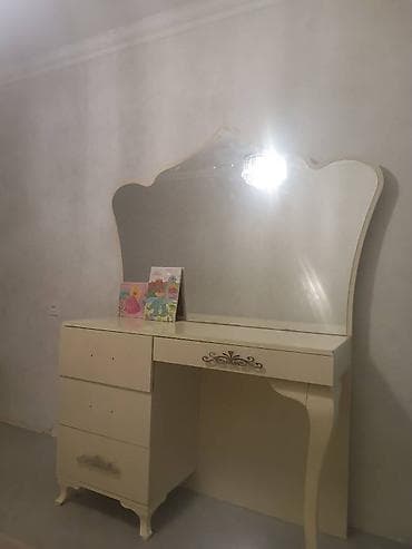 isqaf: Yaxsi veziyyetdedir. 25manat. Unvan Bine qesebesi — 1