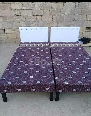 tek neferlik yataqlar: Çarpayı təzə Hazırları var 1 nəfərlik 60 manat 2 nəfərlik 110 manat — 1