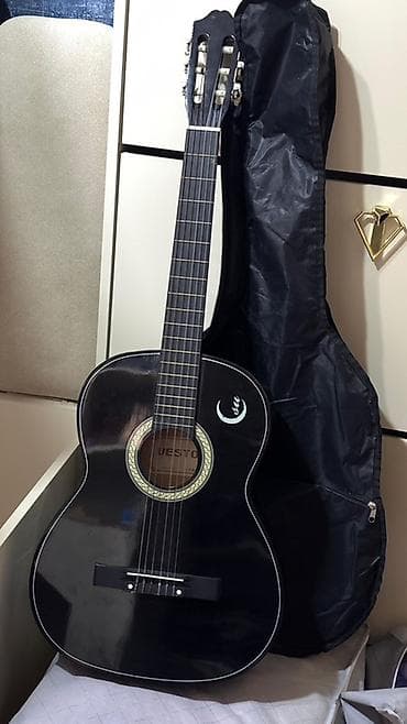 Musiqi alətləri: Klassik gitara — 2