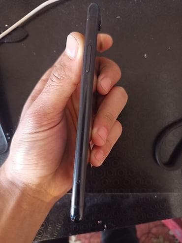 samsung a6 ekranı: IPhone Xr, Qara, Face ID — 4