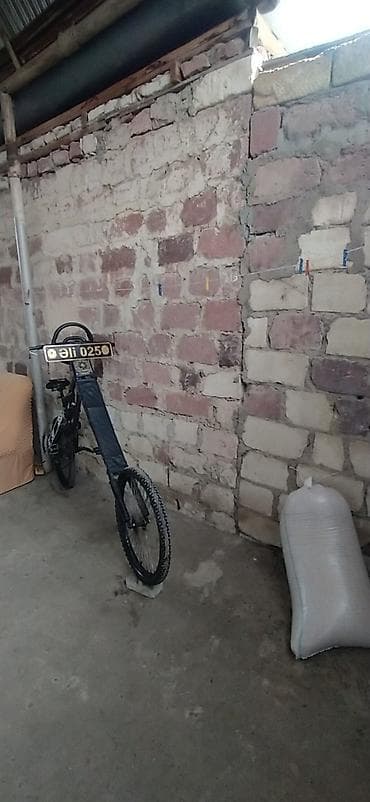 elektrikli scooter motor: Ön təkəri böyük, arxa hissəsi xüsusi konstruksiyalı — 2