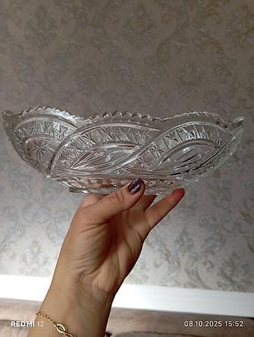 aksa: Kəsim naxışlı şüşə meyvə qabı - Material: qalın, şəffaf şüşə - — 1