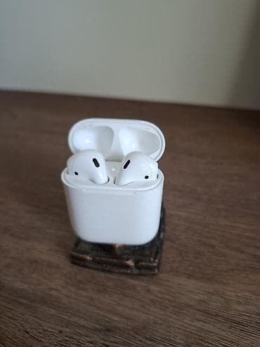 Qulaqcıqlar: Apple AirPods 2 (A2031)
Original,vəziyyəti əla. Tam işləkdir — 1