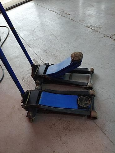 Disklər: 2 ədəd Damkrat yaxsi vəziyyətdədir — 1