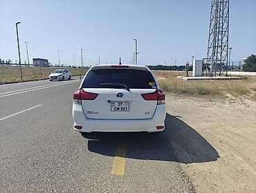 byd disk teker: Toyota Corolla Fielder Hybrid, ağ rəng, universal (wagon) kuzov — 8
